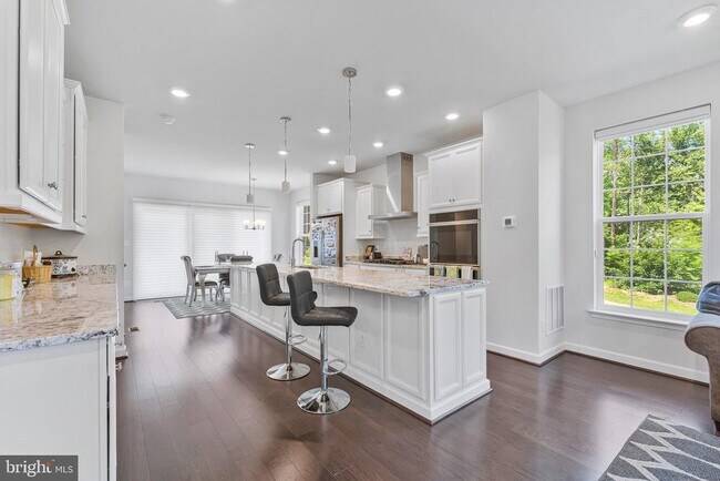 Building Photo - 4402 Fair Lakes Ct