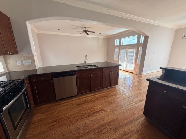 Building Photo - 1141 W 24th St