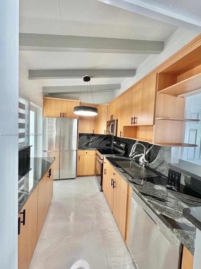 Building Photo - 2430 Key Largo Ln