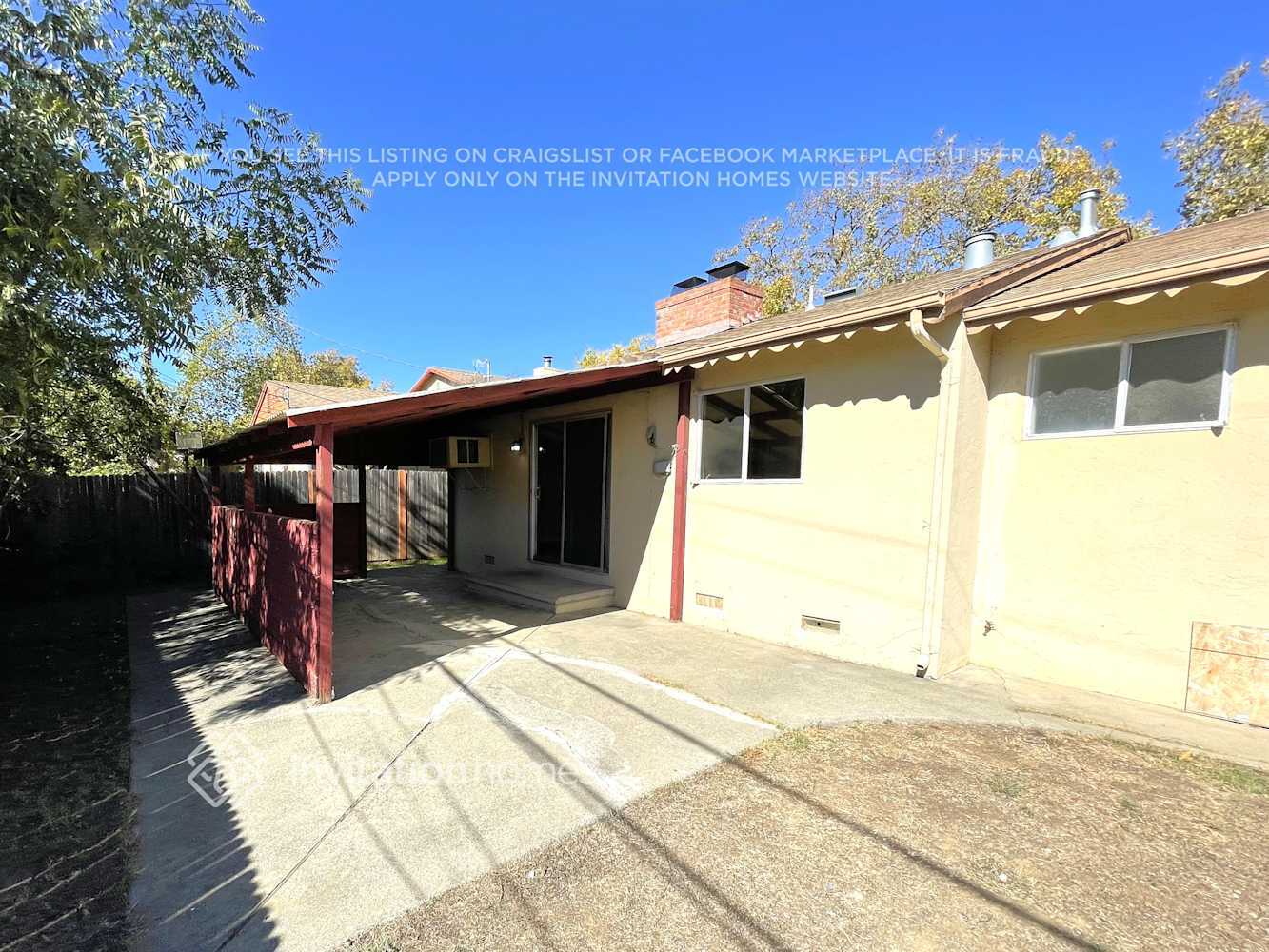 Building Photo - 1445 Delwood St