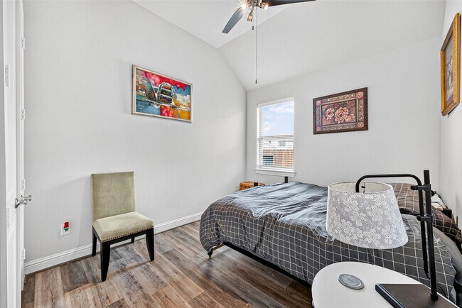 Building Photo - 24302 Orley Is Ct