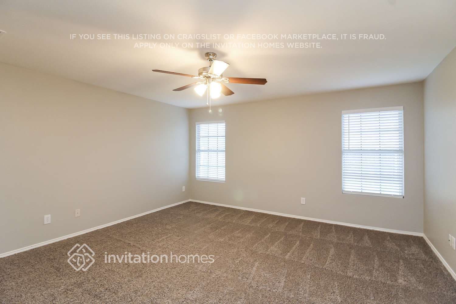 Building Photo - 2940 Marco Dr