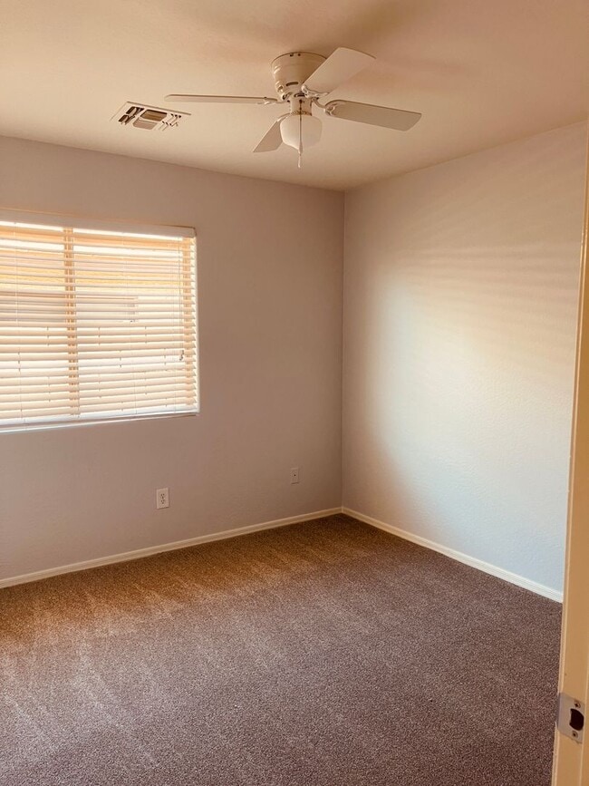 Building Photo - COMING SOON! Beautiful 3 Bed 2 Bath Home in Buckeye