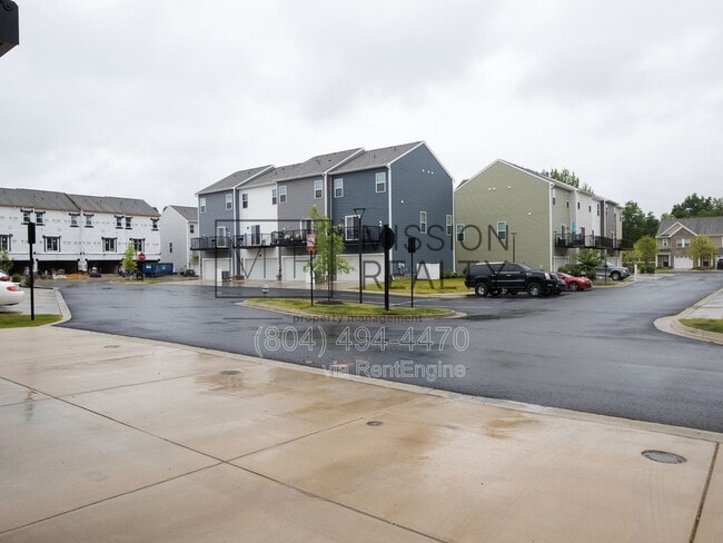 Building Photo - 4184 Pk Trl Dr