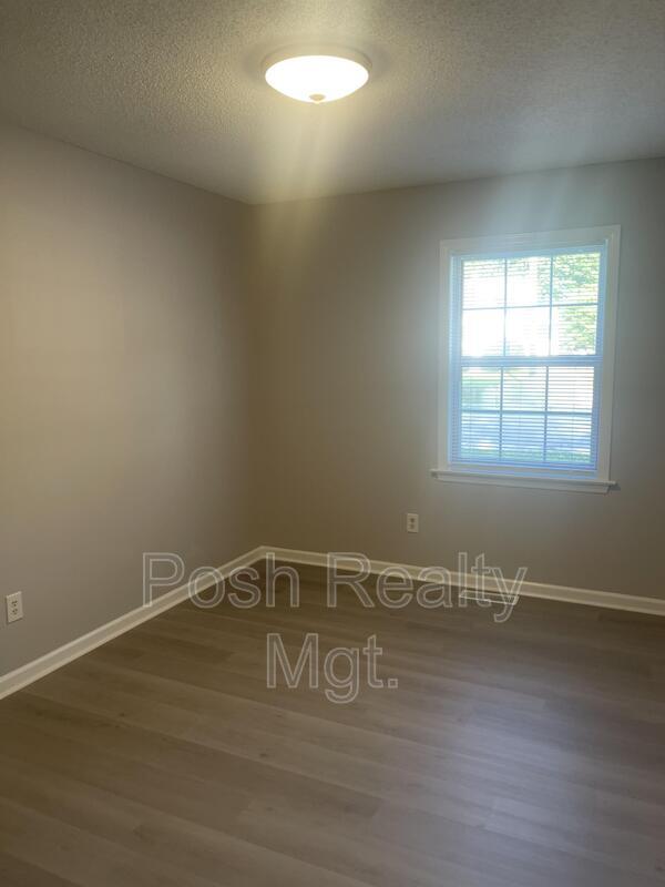 Building Photo - 1409 Randolph Ave