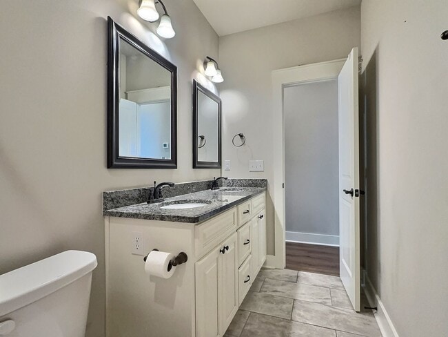Building Photo - For Rent - Highly Desirable Summerfield, D...