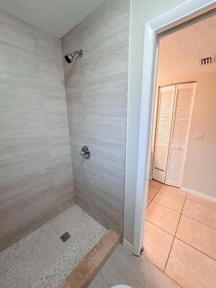 Building Photo - 1901 SW McAllister Ln