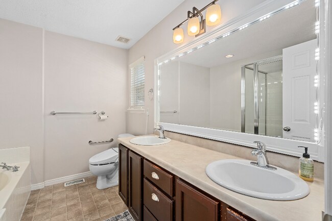 Building Photo - 8259 6555 W