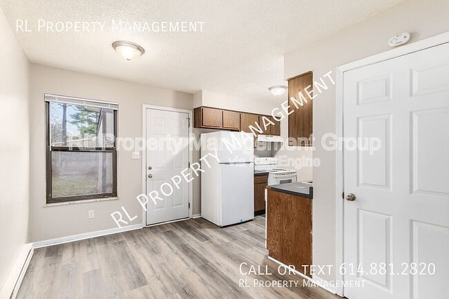 Building Photo - 3246 Rakeford Dr