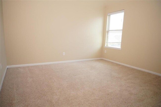 Building Photo - 9526 Bonbrook Bend Ln