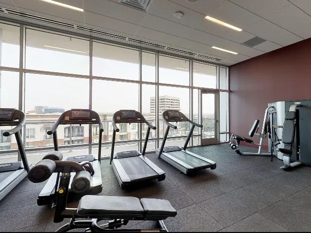 Building Photo - 2976 Blackburn St