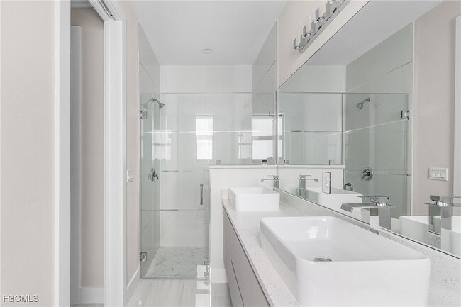 Building Photo - 1332 Desoto Blvd N