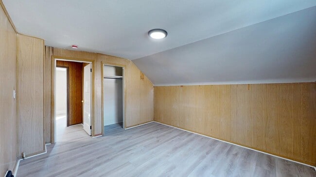 Building Photo - Slavic Village - 4 Bedroom - Single Family Home