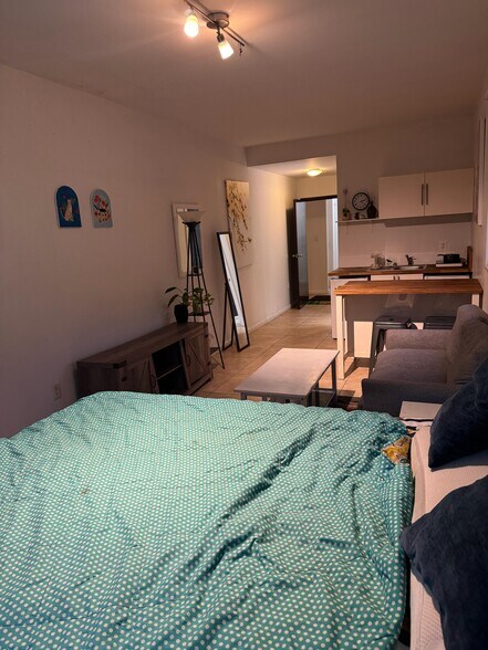 Building Photo - 444 SW 3rd St