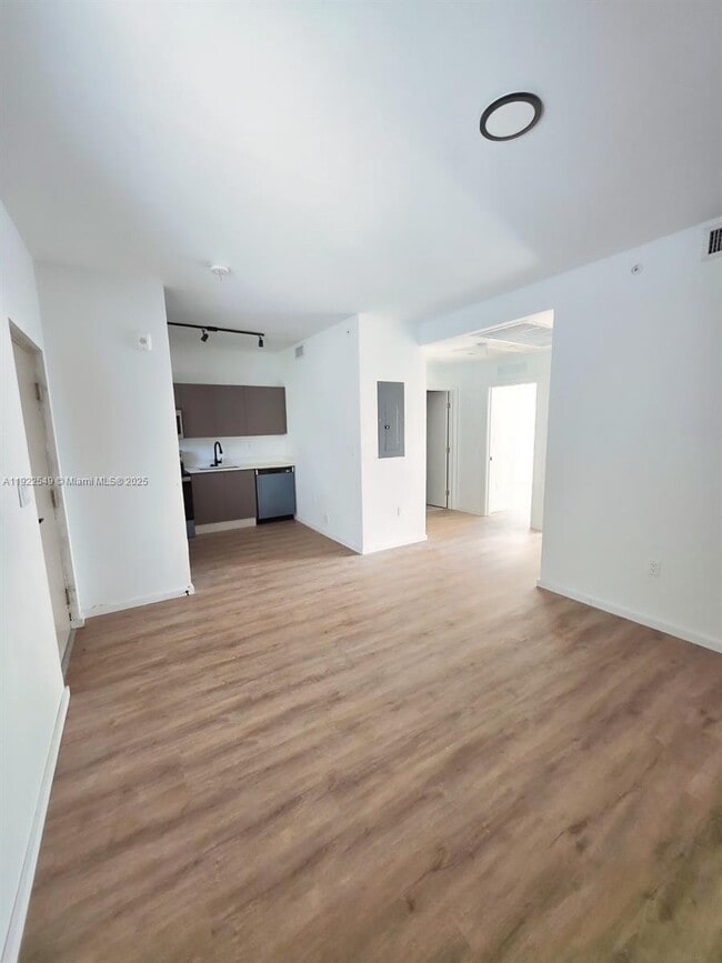 Building Photo - 753 NW 30th St