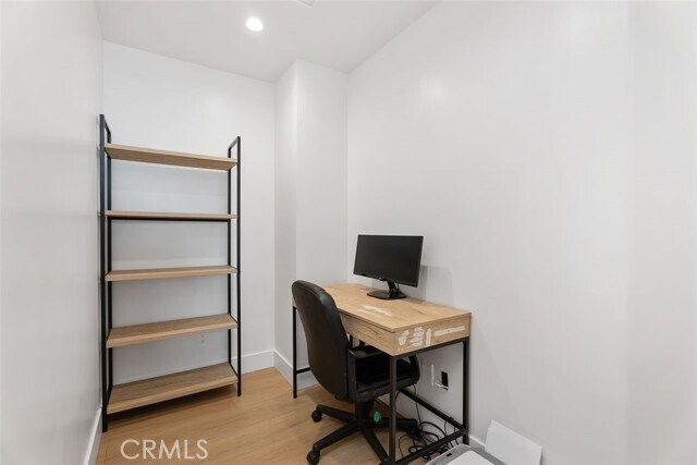Building Photo - 1013 Via Presa