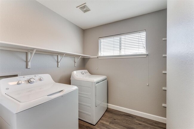Building Photo - 1408 Poppy Seed Ln