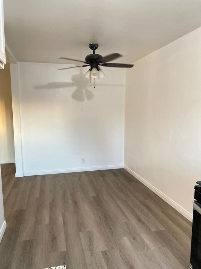 Interior Photo - 9215 Sepulveda Apartments