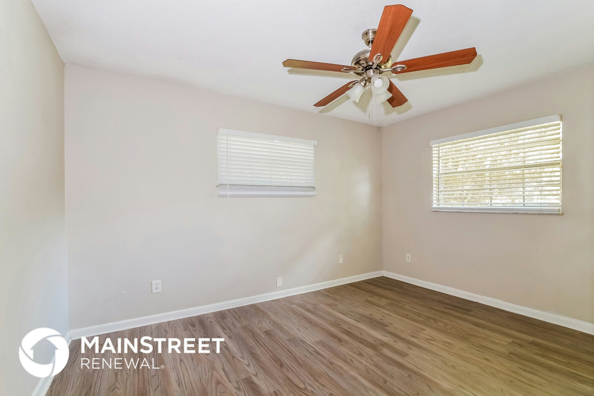 Building Photo - 3074 Riverbrook Dr