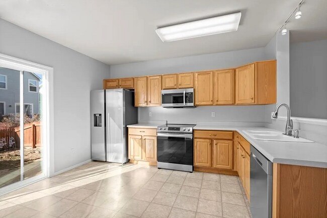 Building Photo - 6124 Scottsbluff Dr