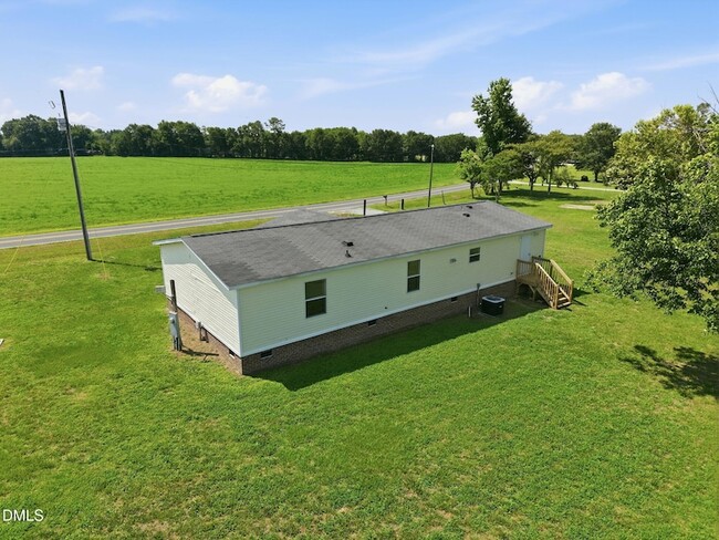 Building Photo - 1385 Live Oak Rd