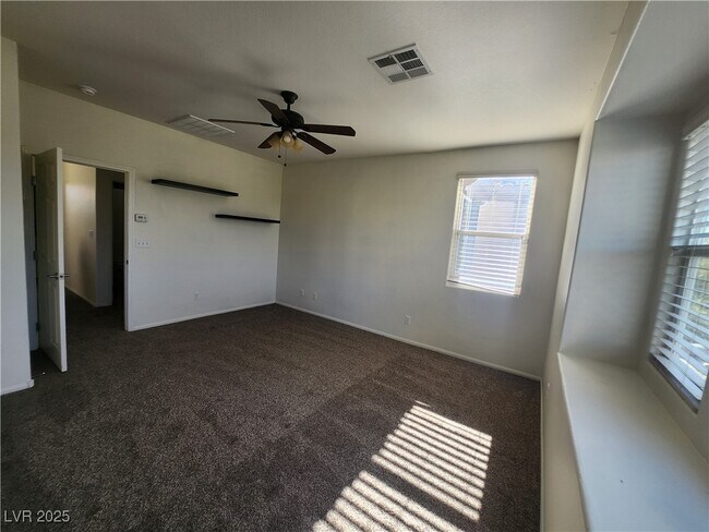 Building Photo - 8521 W Kellman Ave