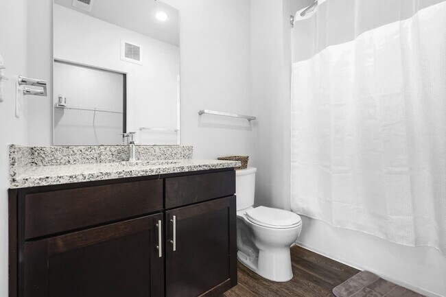 Building Photo - 8506 Westfield Blvd