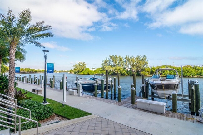 Building Photo - 1180 N Federal Hwy