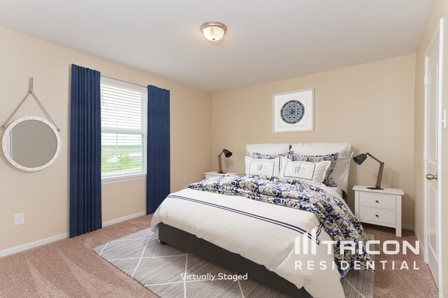 Building Photo - 301 Summer Horse Dr
