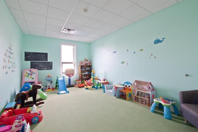 Building Photo - 110 Tidewater St