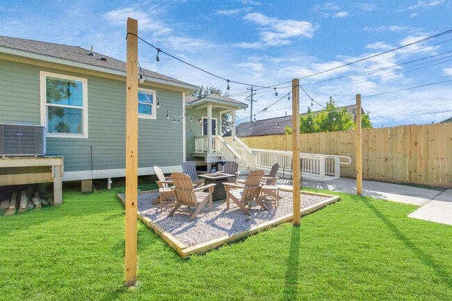 Building Photo - 5322 Avenue K