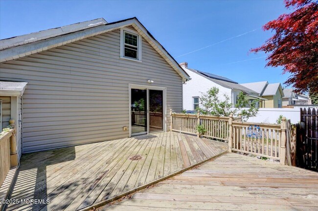 Building Photo - 58 Arbor Ave