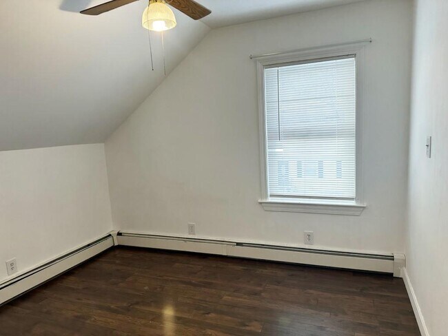 Building Photo - 78 Memorial Dr