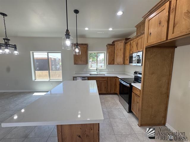 Building Photo - 3400 S Ave 7 E