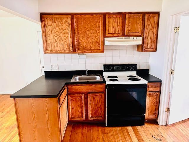 Building Photo - 290 North Ave