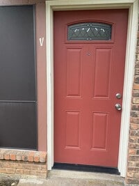 Building Photo - 2414 W Abram Apt V