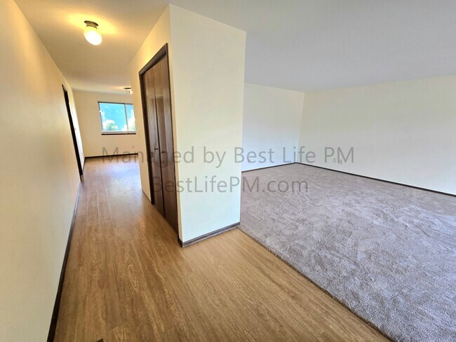 Building Photo - 2575 NW 119th Pl