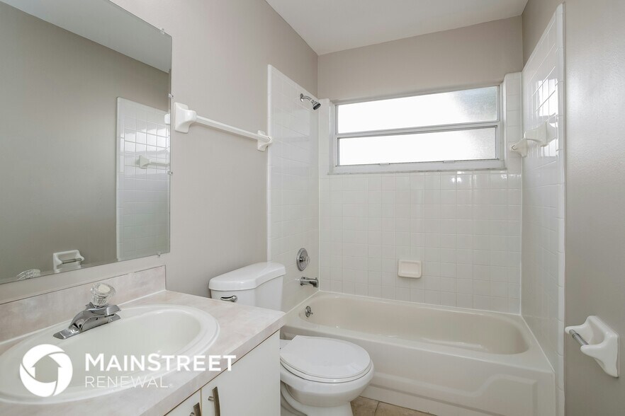 Building Photo - 1510 Oak Hill Trail