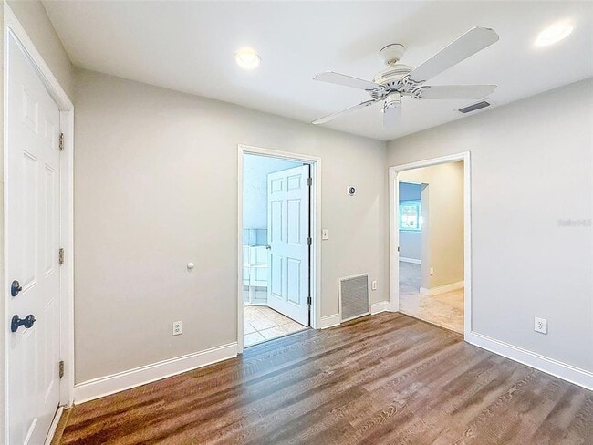 Building Photo - 7401 16th St N