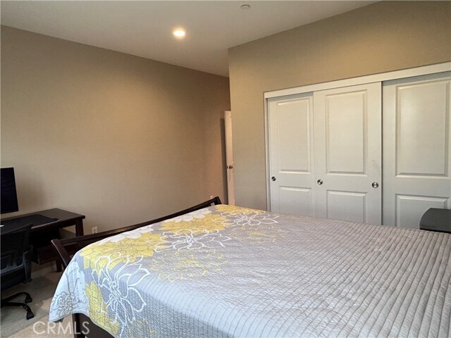 Building Photo - 63 Elmdale