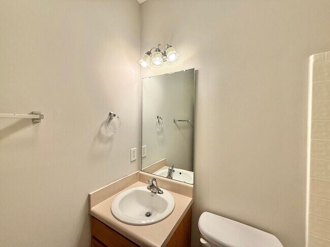 Building Photo - 2113 Trefoil Ln