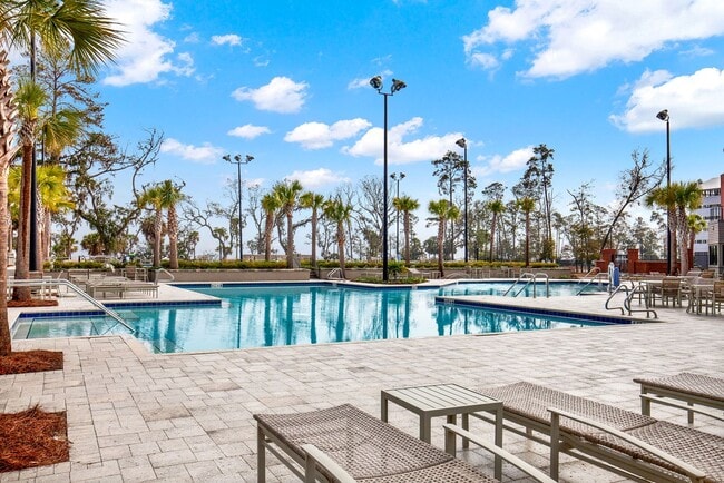 Building Photo - Waterways