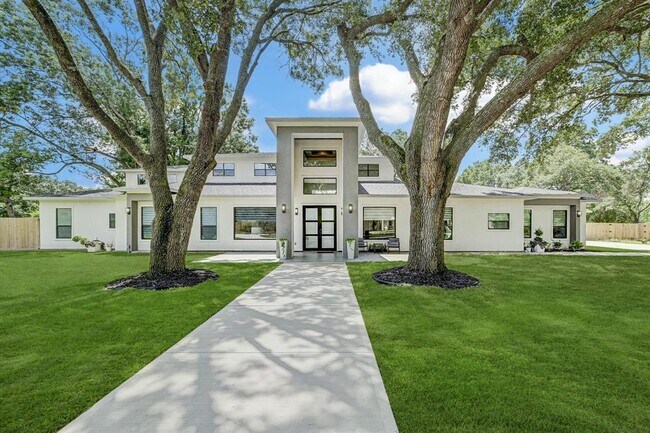 Building Photo - 26511 Meadow Ln