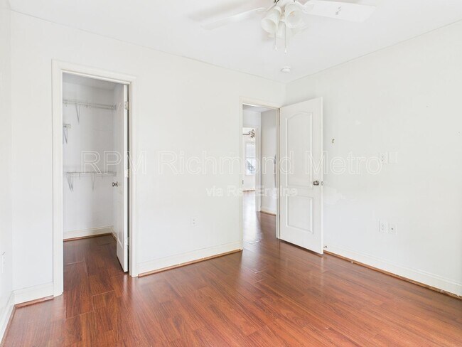 Building Photo - 1712 Kemper St