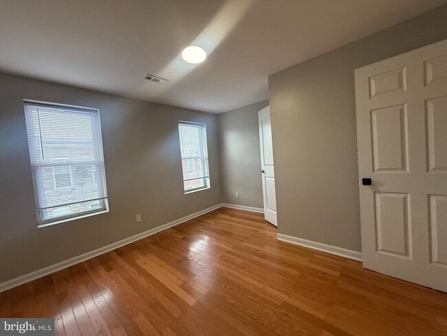 Building Photo - 3503 Leverton Ave