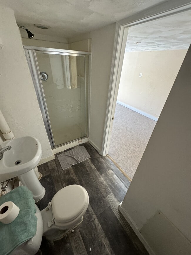 Building Photo - 62 Main St