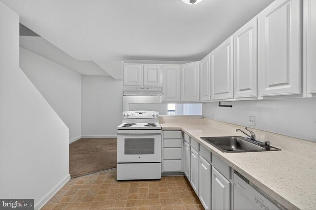 Building Photo - 2441 18th St NW