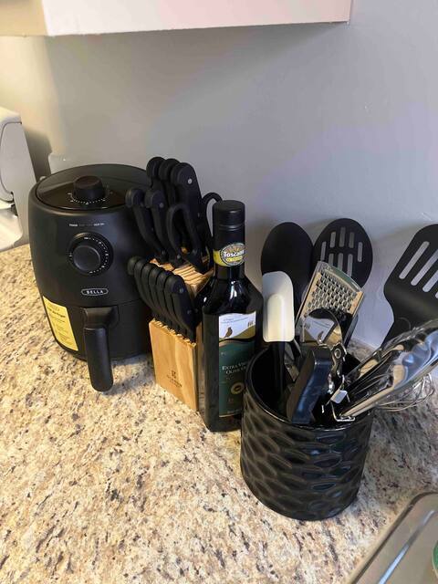 Building Photo - 1746 E Broad St