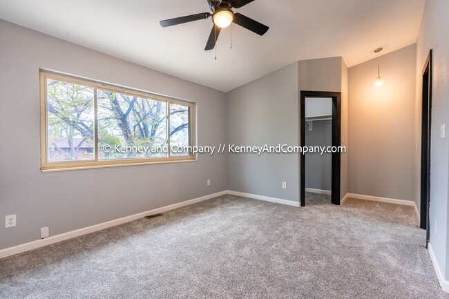 Building Photo - 1421 Querida Dr