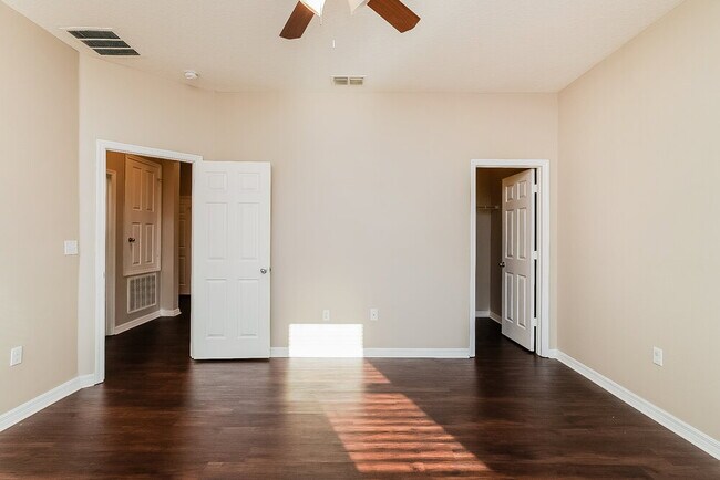 Building Photo - 4481 Baler Trails Dr